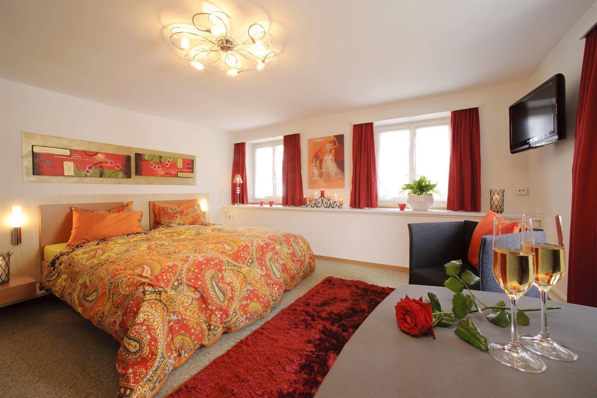 Hotel Landgasthof Hirschen Ramsen Esterno foto